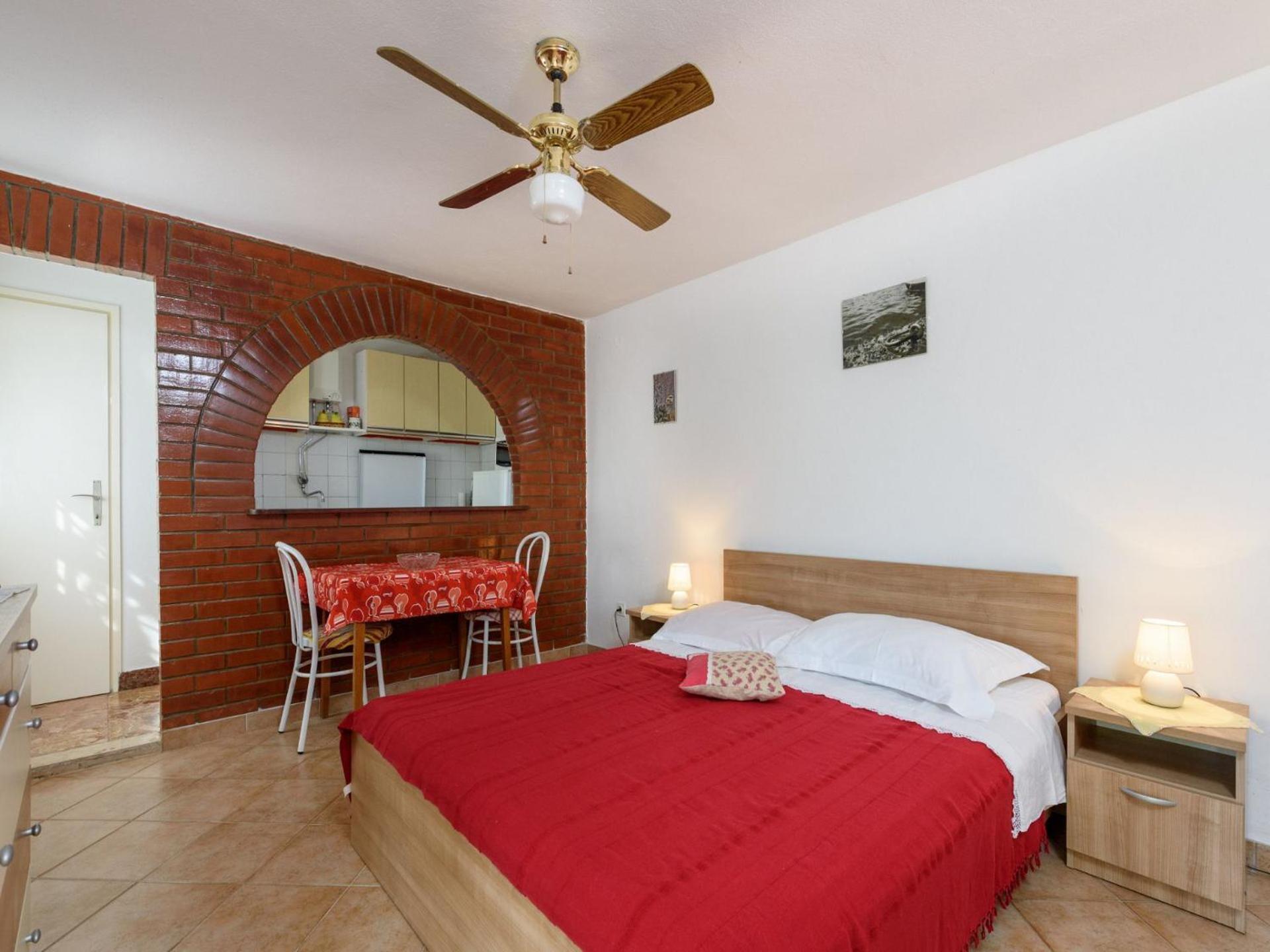 Apartments Mihaela Τρογκίρ Εξωτερικό φωτογραφία