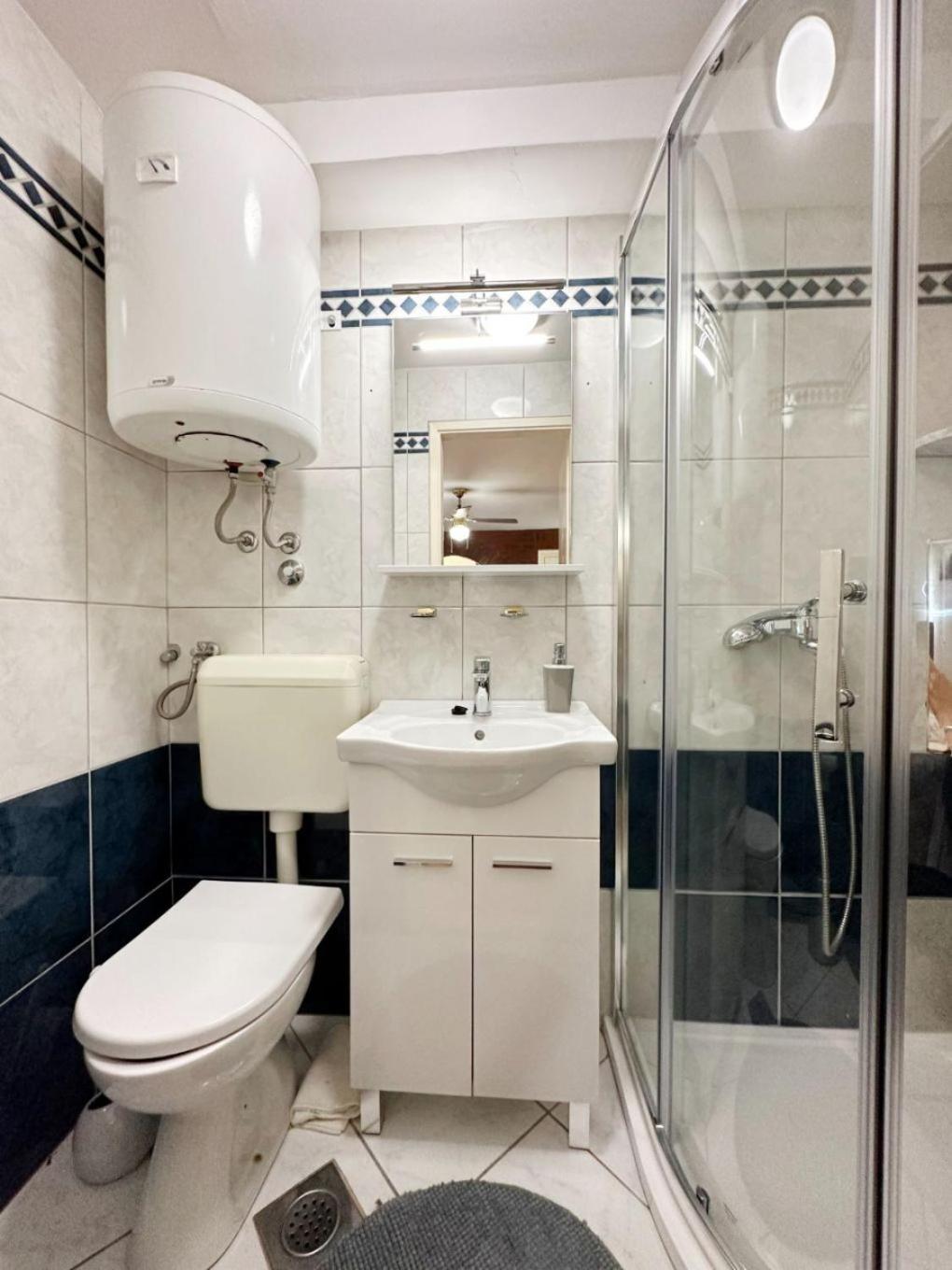 Apartments Mihaela Τρογκίρ Εξωτερικό φωτογραφία